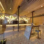 Отель Eurostars Via De La Plata 4*