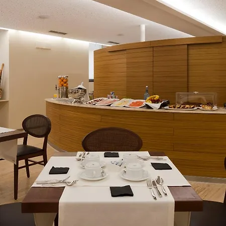 Eurostars Via De La Plata فندق