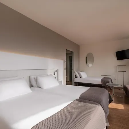 Eurostars Via De La Plata Hotel