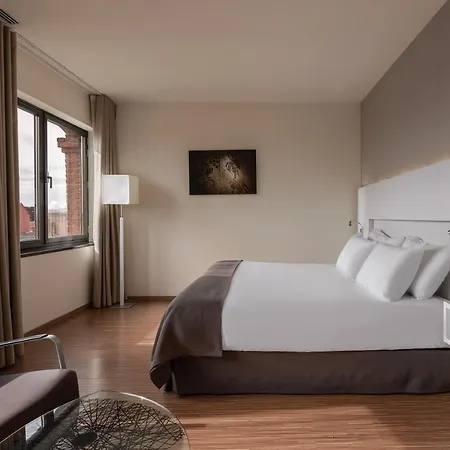 Szálloda Eurostars Via De La Plata Astorga