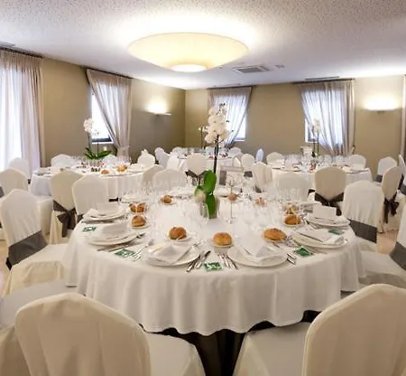 Eurostars Via De La Plata Hotel