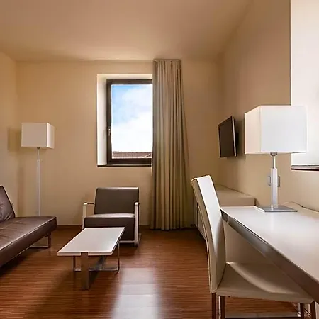 Otel Eurostars Via De La Plata 4*