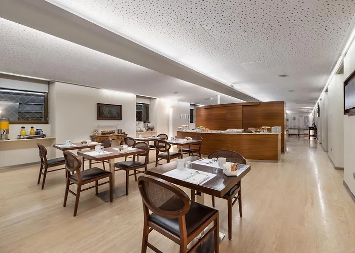 ホテル Eurostars Via De La Plata