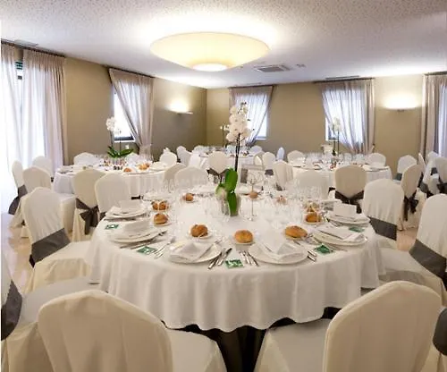 Eurostars Via De La Plata Hotel